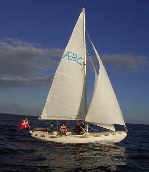 hangard-kieljolle-segel-